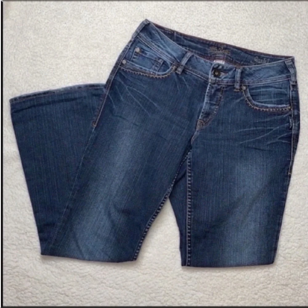 Silver Jeans Dark Blue Bootcut Women Jeans 28x29 - Picture 10 of 11